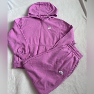 Nike Hoodie and Joggers Set